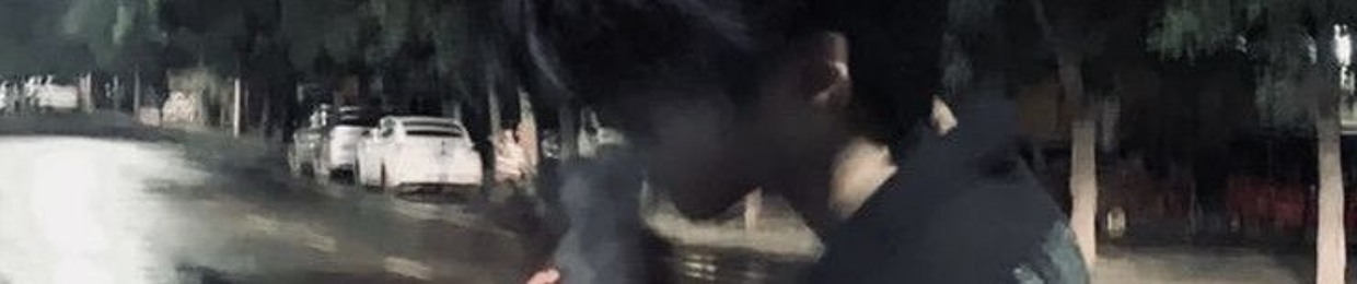 劉映在