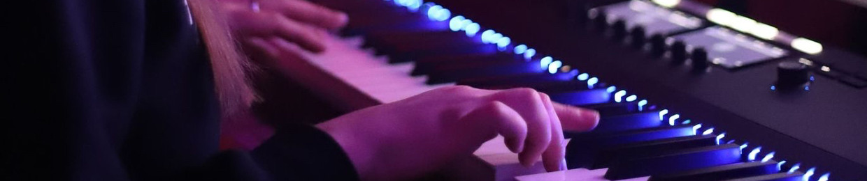 Bella Blu (officialBellaBlu)