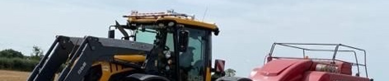 Charlie Fox🇬🇧🚜🌾